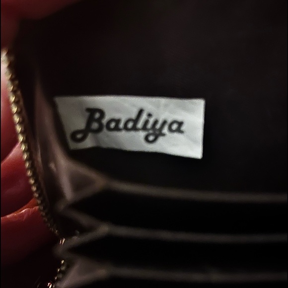 New~Card Holder - Picture 5 of 5